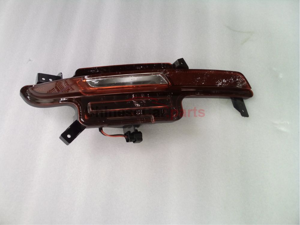 Rear reflex reflector