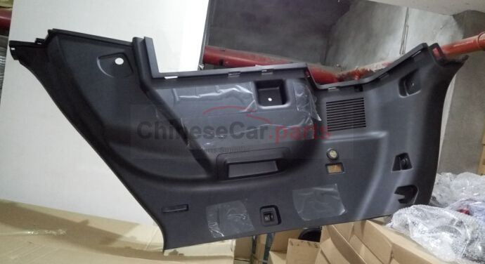 Decorative components under the rear pillar