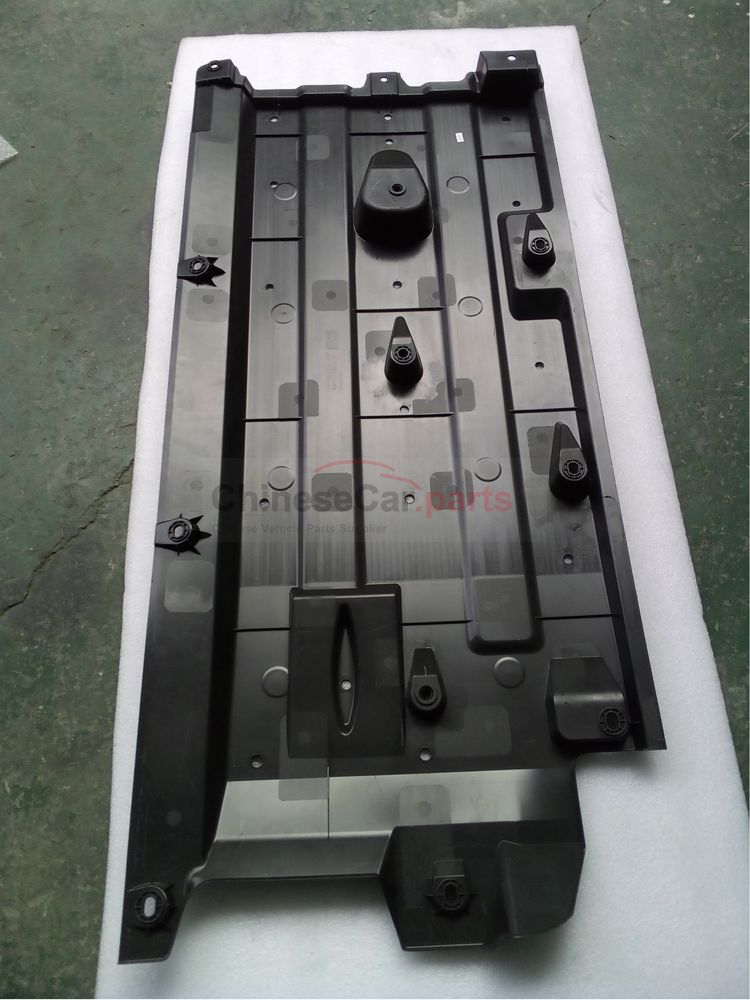 Chassis lower protective plate