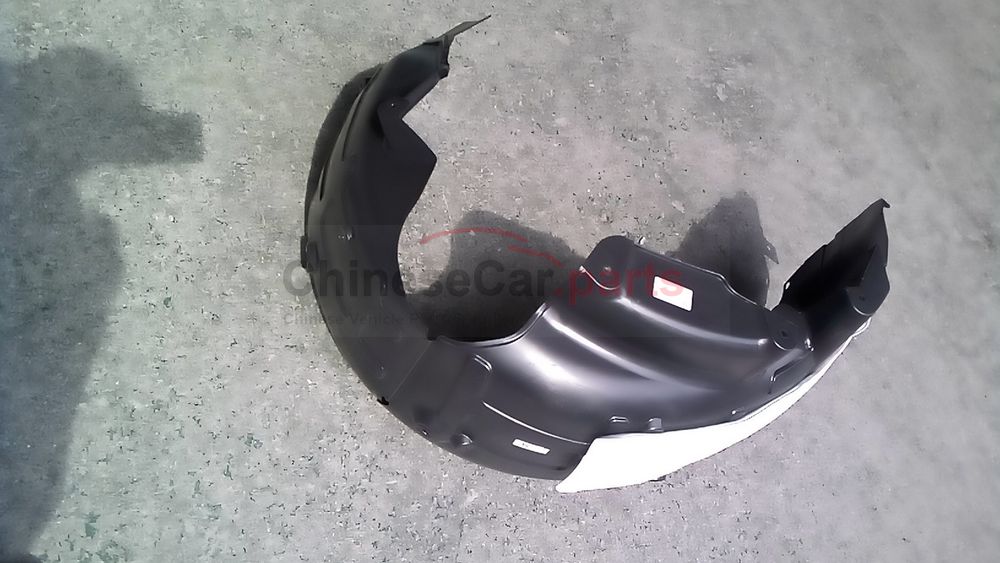 Rear fender liner