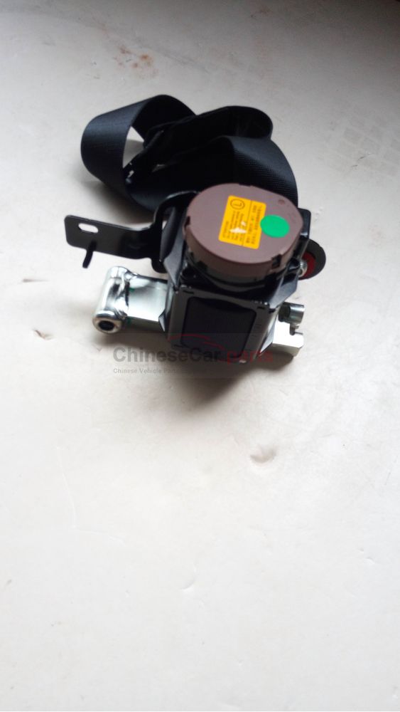 Front seat belt assembly