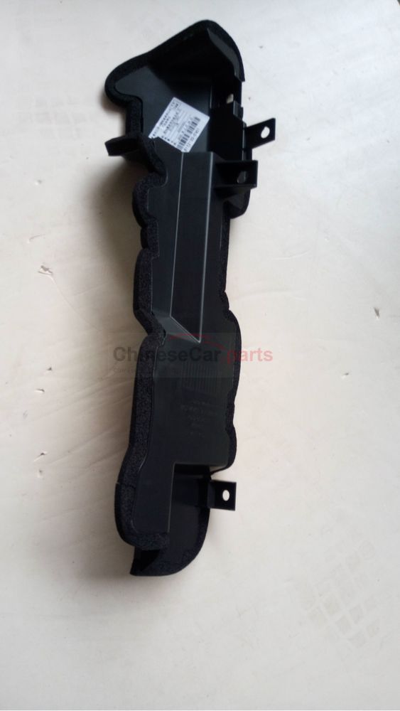 Condenser air guide plate