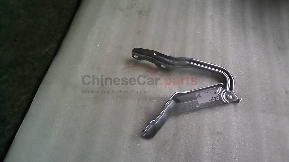 Introduce the lid hinge