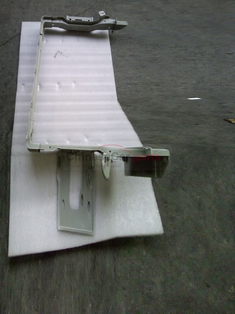 Lower crossbeam of water tank