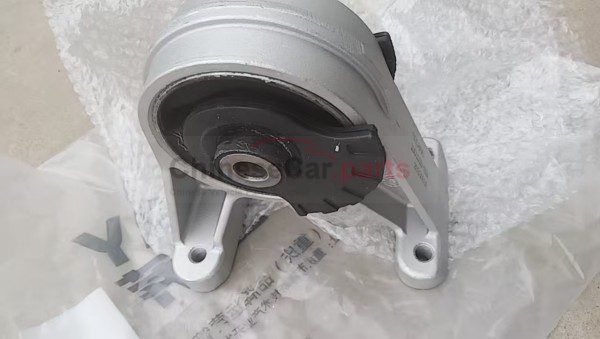 MOUNTING RR ENGINE