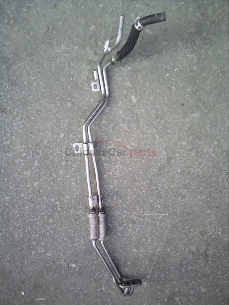 Inlet and outlet pipes of turbocharger