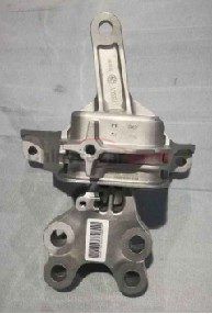 ENGINE MOUNT