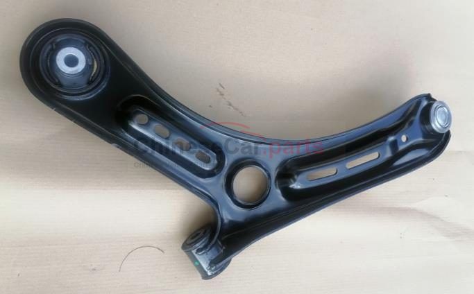 RIGHT LOWER ARM OF FRONT SUSPENSION
