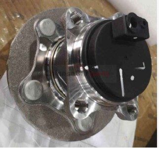 WHEEL HUB ASSY RR