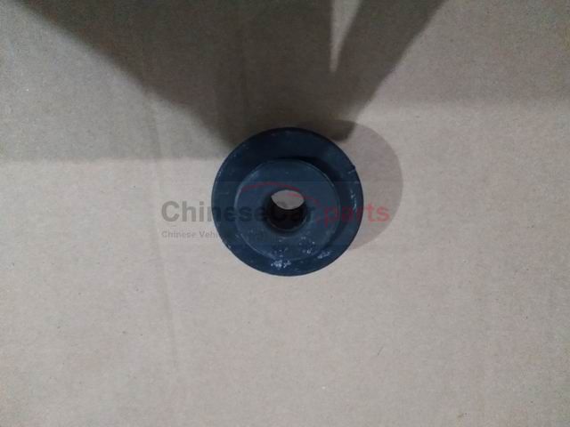 Rubber pad on water tank bracket