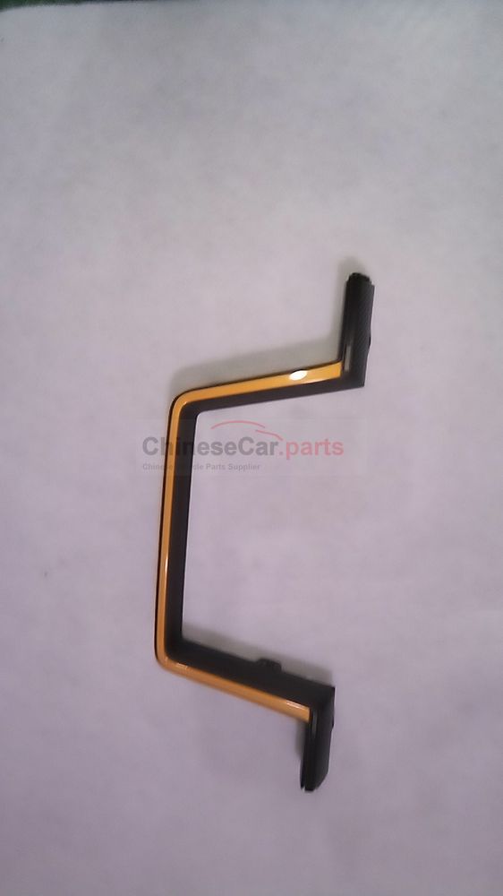 Front bumper trim