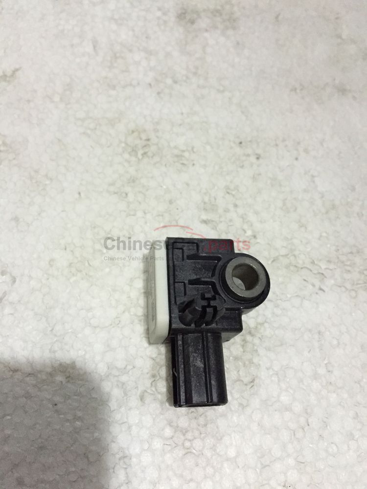 Side collision sensor assembly