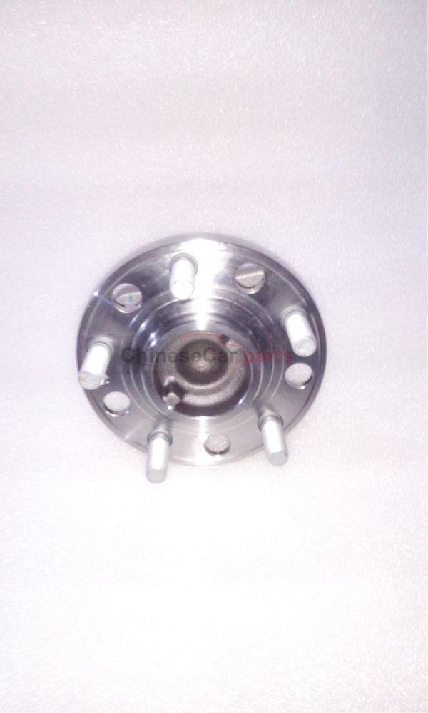 Rear wheel center