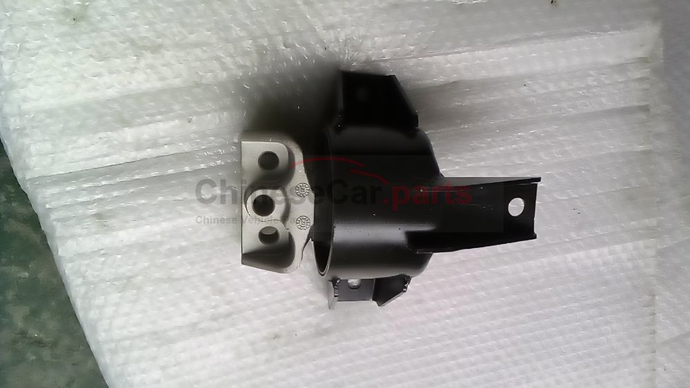 Right rubber gasket of engine